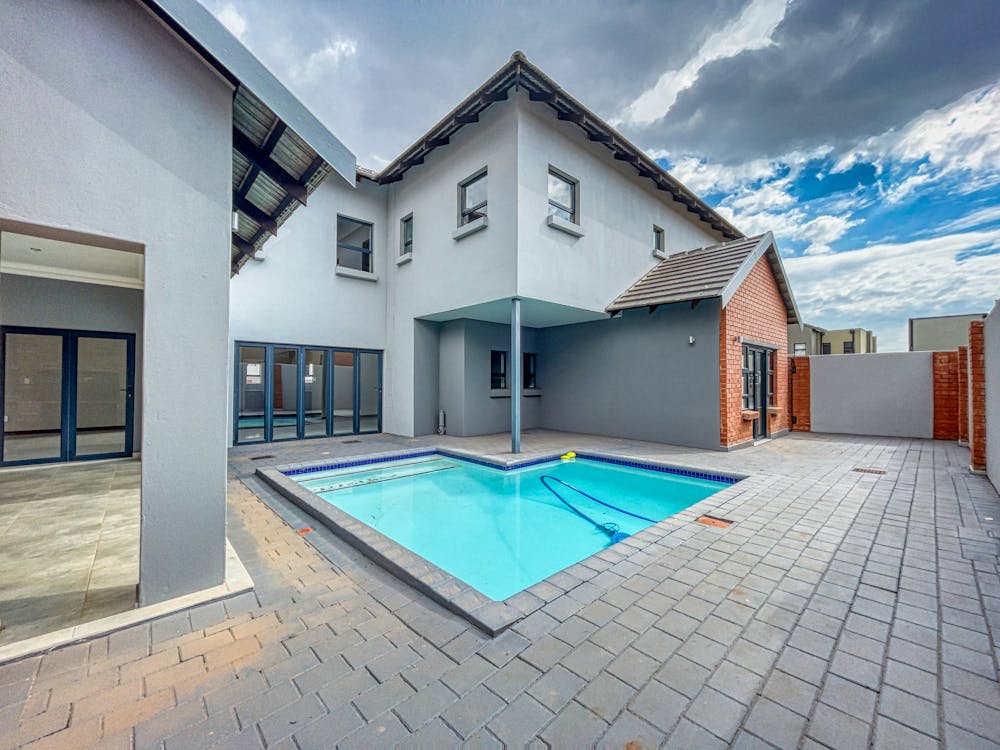 Concrete patio in Sarasota, FL